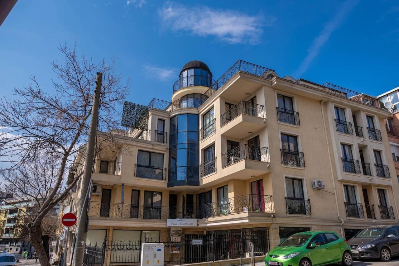 Апартаменти Minimalistic 1Br Flat With A Parking Spot Варна Екстер'єр фото