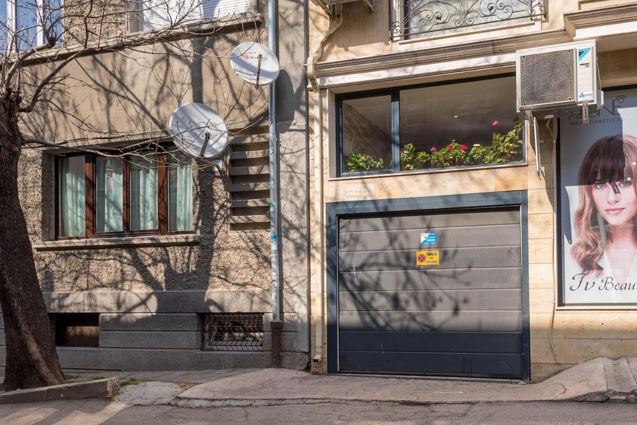 Апартаменти Minimalistic 1Br Flat With A Parking Spot Варна Екстер'єр фото